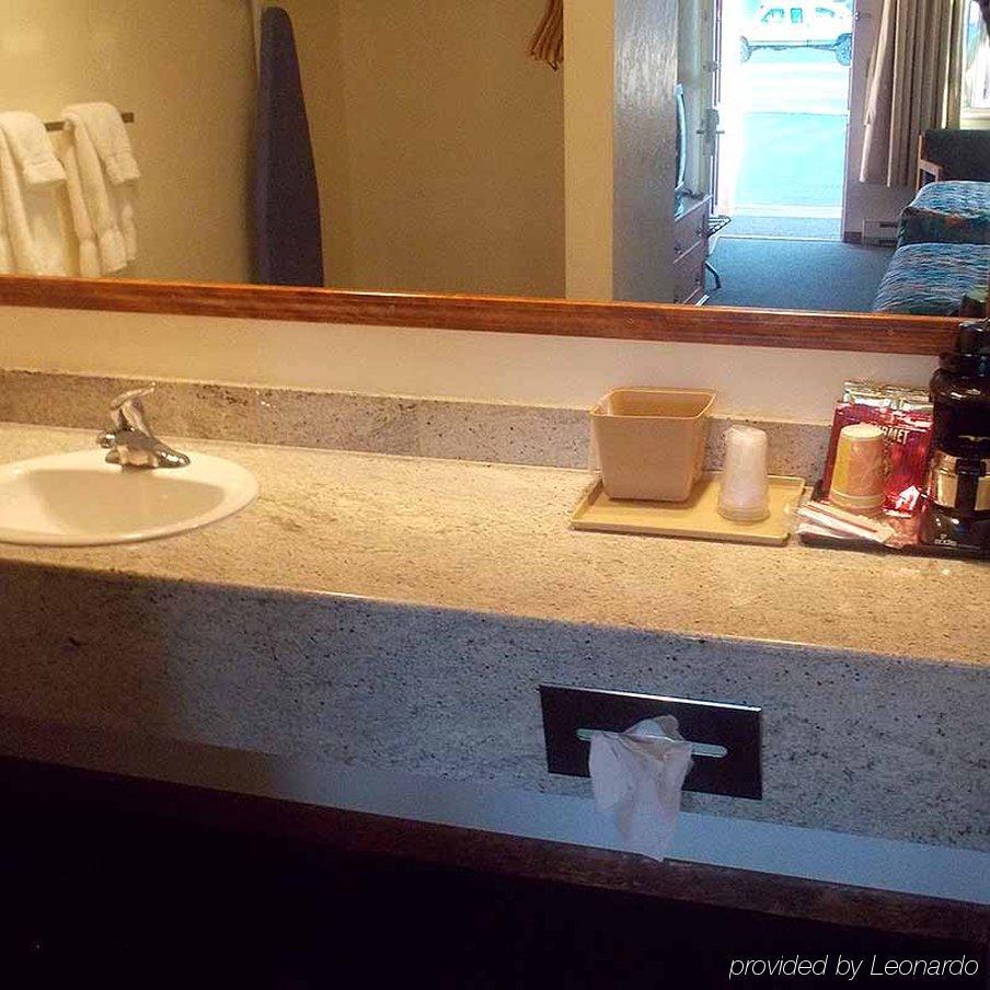 Brookings Inn Resort エクステリア 写真