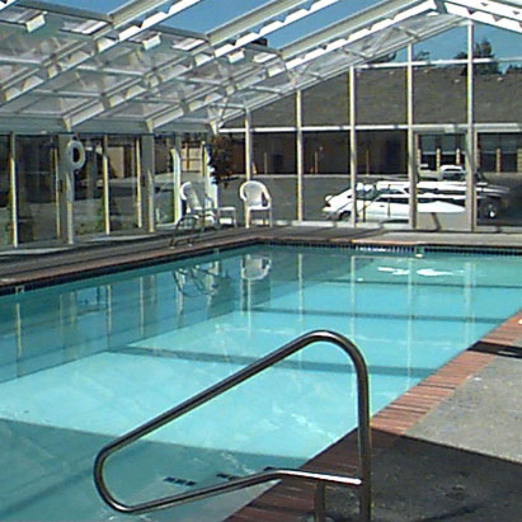 Brookings Inn Resort エクステリア 写真